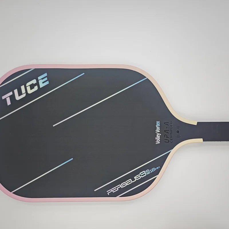 مضارب البيكلبول T700 ضد T300: أي ألياف الكربون تتفوق؟